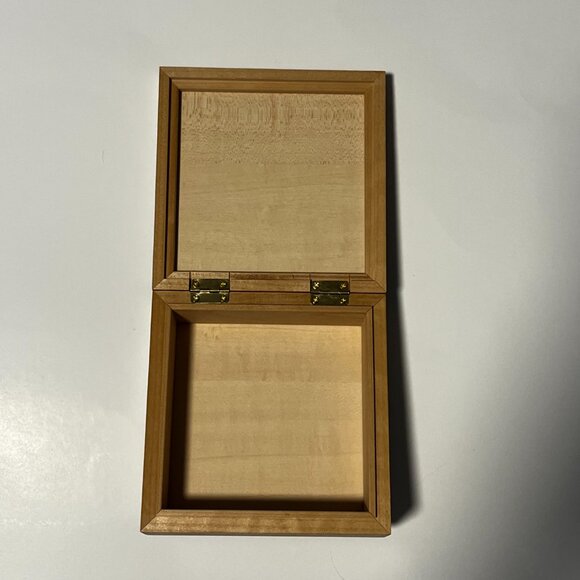 Turtle Keepsake Box - Picture 3 of 4